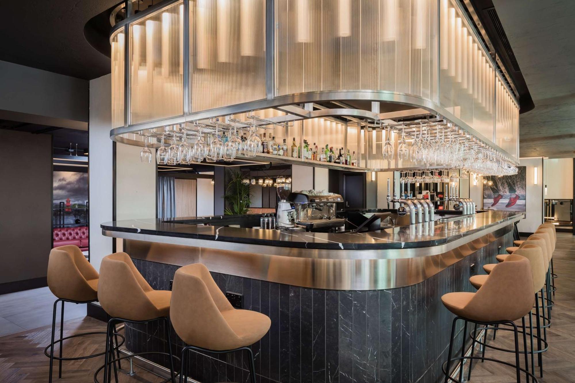 Radisson Red London Heathrow Hotel