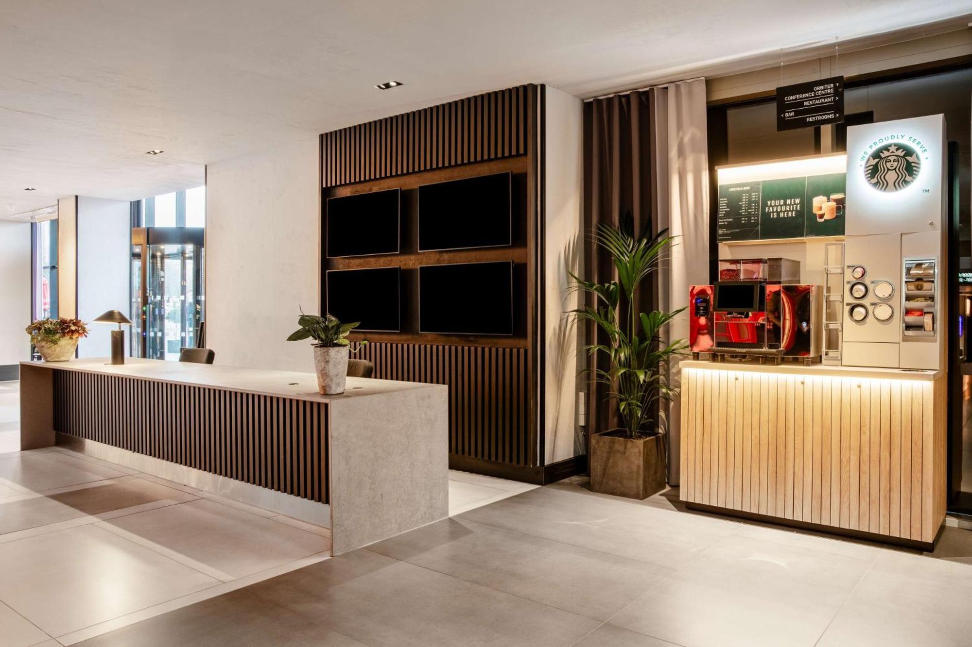 Radisson Red London Heathrow Harmondsworth