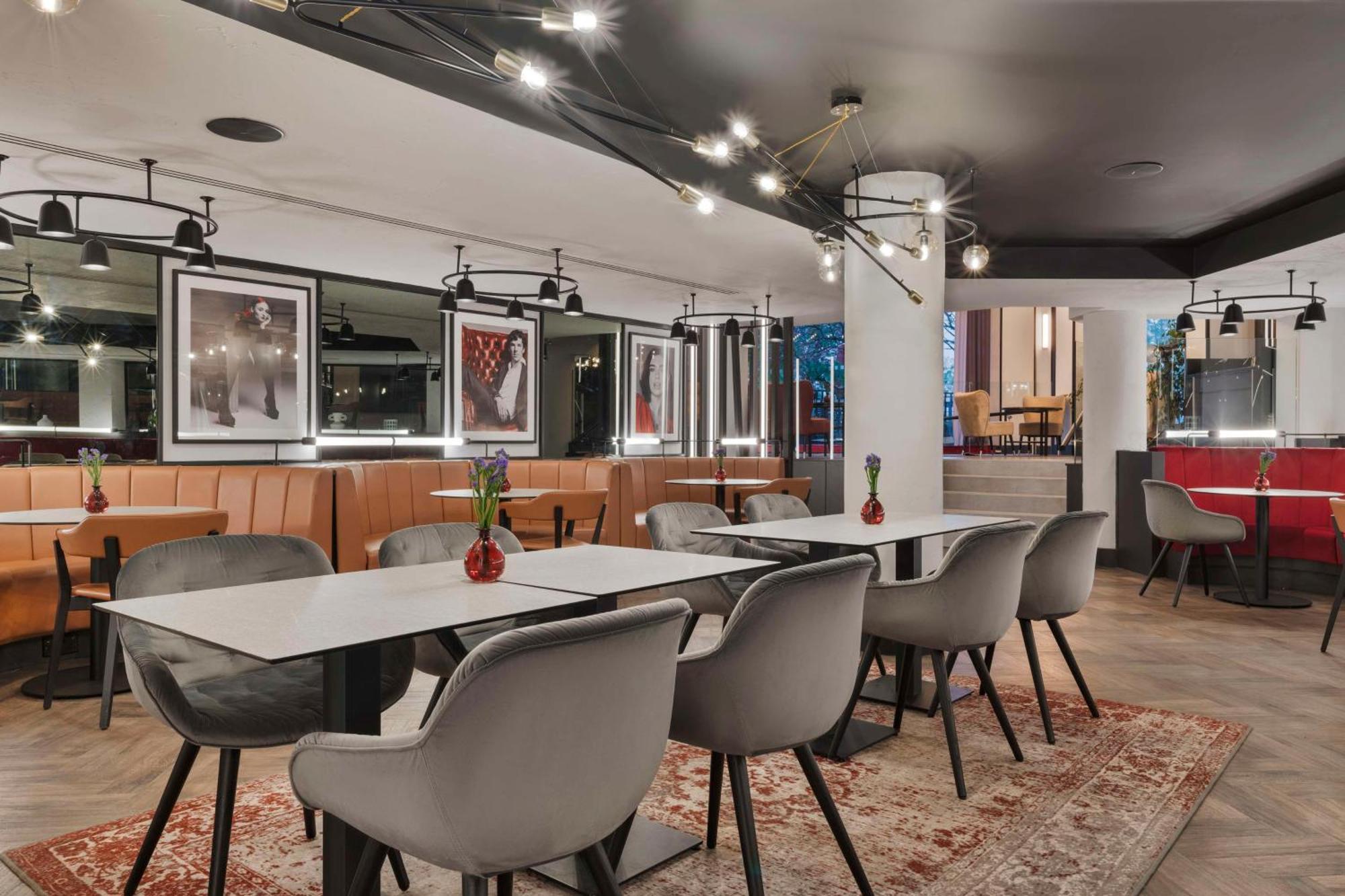 Radisson Red London Heathrow 4* Harmondsworth